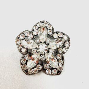 🆕 On Trend  Cluster Crystal Accent Pin